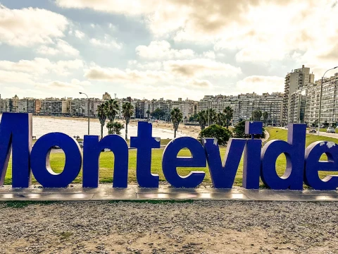 Montevideú, Punta Del Este & Rivera - 